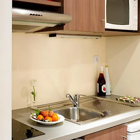 Adagio Access Tilsitt Aparthotel Paris