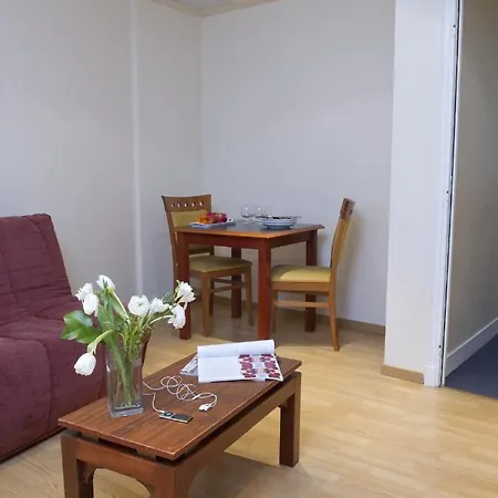 Adagio Access Tilsitt Aparthotel Paris